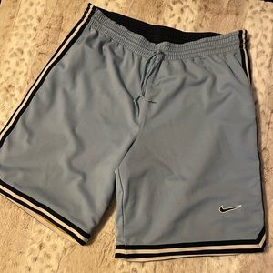 Vintage Nike basketball shorts reversible